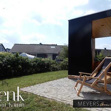 Schickes Holzchalet "Henk" - Mit Kamin - Ostsee Strand 500M - 4 Personen - By "Meyers Am Meer" Zierow Exterior photo